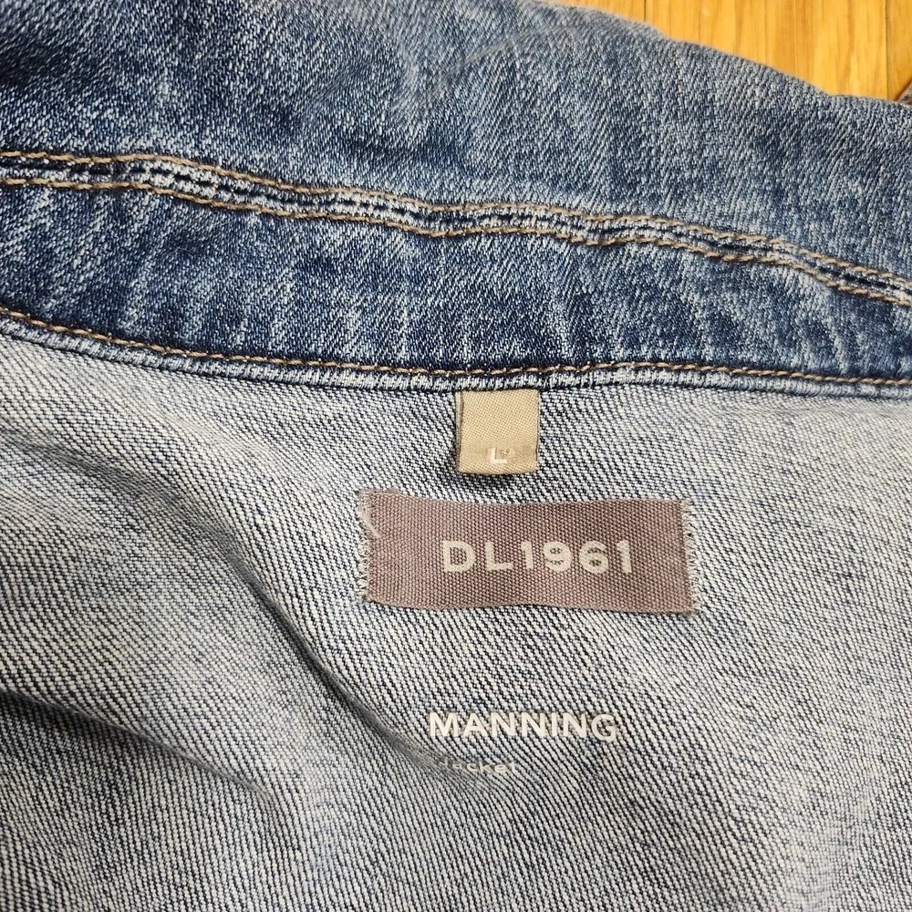 DL‎ 1961 Manning distressed denim jacket